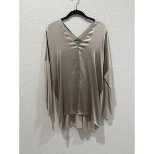 Vince Women’s Blouse Medium Beige Silk Blend V-Neck High Low Hem